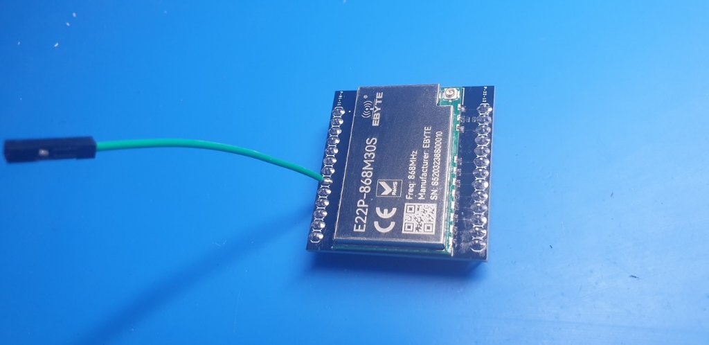 Sposób montażu przewodu, jeśli montujemy moduł E22P