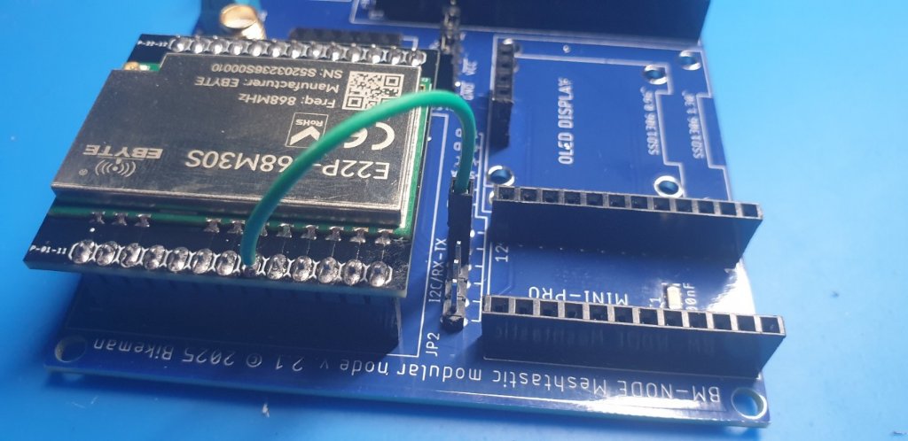 Sposób montażu przewodu, jeśli montujemy moduł E22P